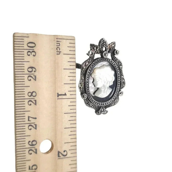 925 Sterling Silver Black Onyx Mother of Pearl Cameo Brooch Pin VTG - Picture 5 of 5